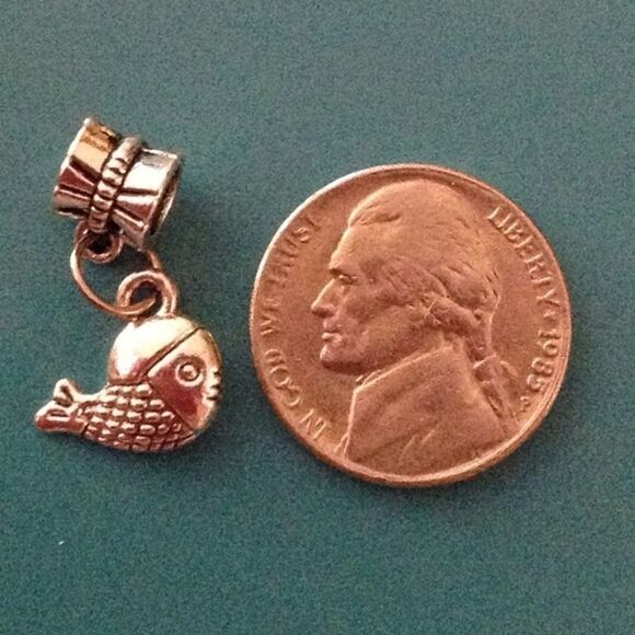 🦄5 for $35🦄 FISH CHARM - Picture 2 of 2